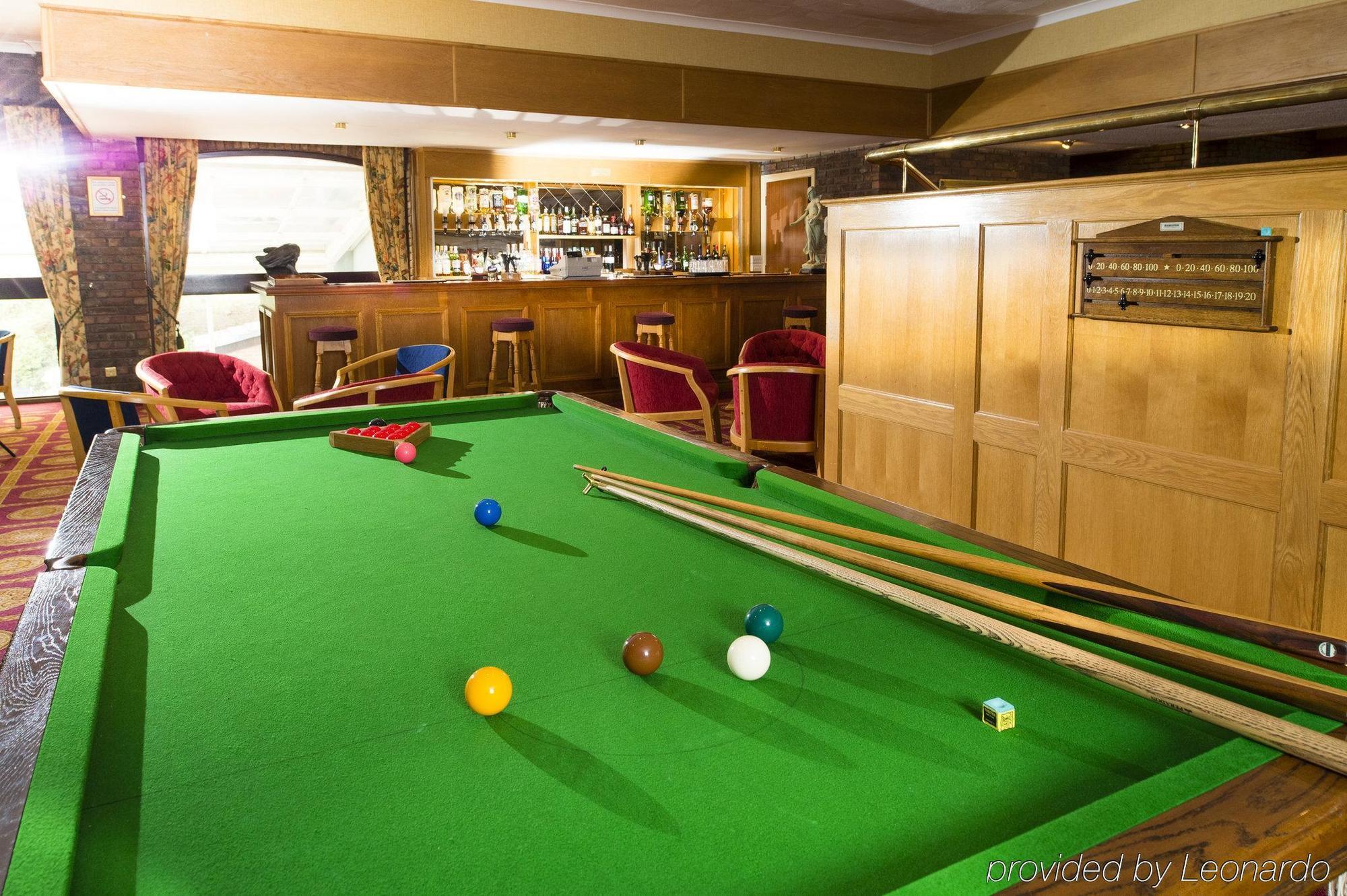 Parkway Hotel & Spa Cwmbran Dış mekan fotoğraf