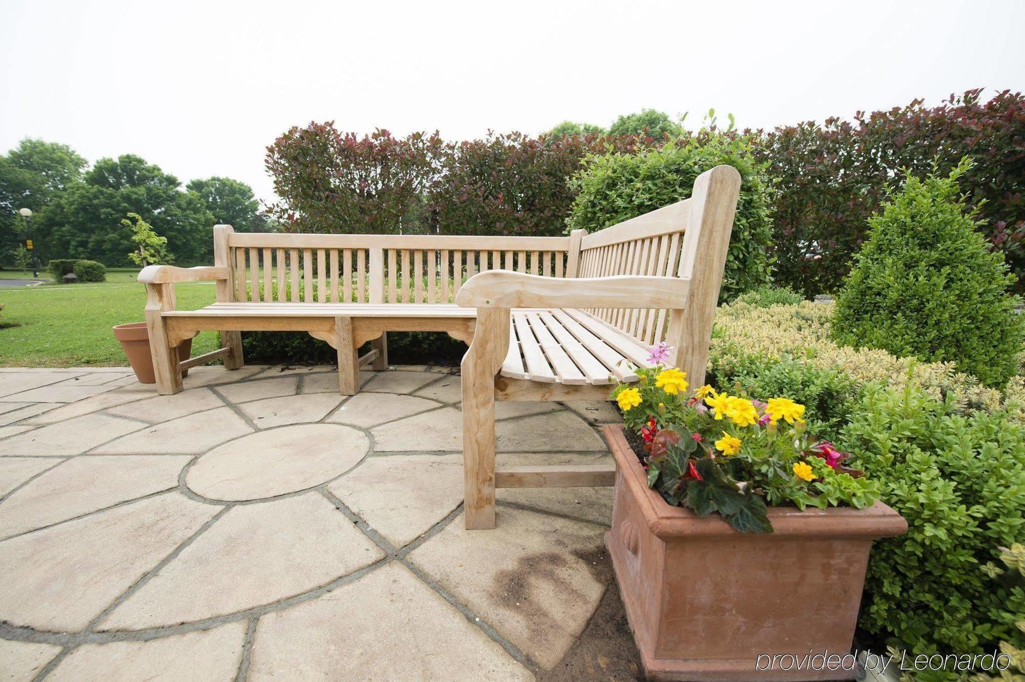 Parkway Hotel & Spa Cwmbran Dış mekan fotoğraf