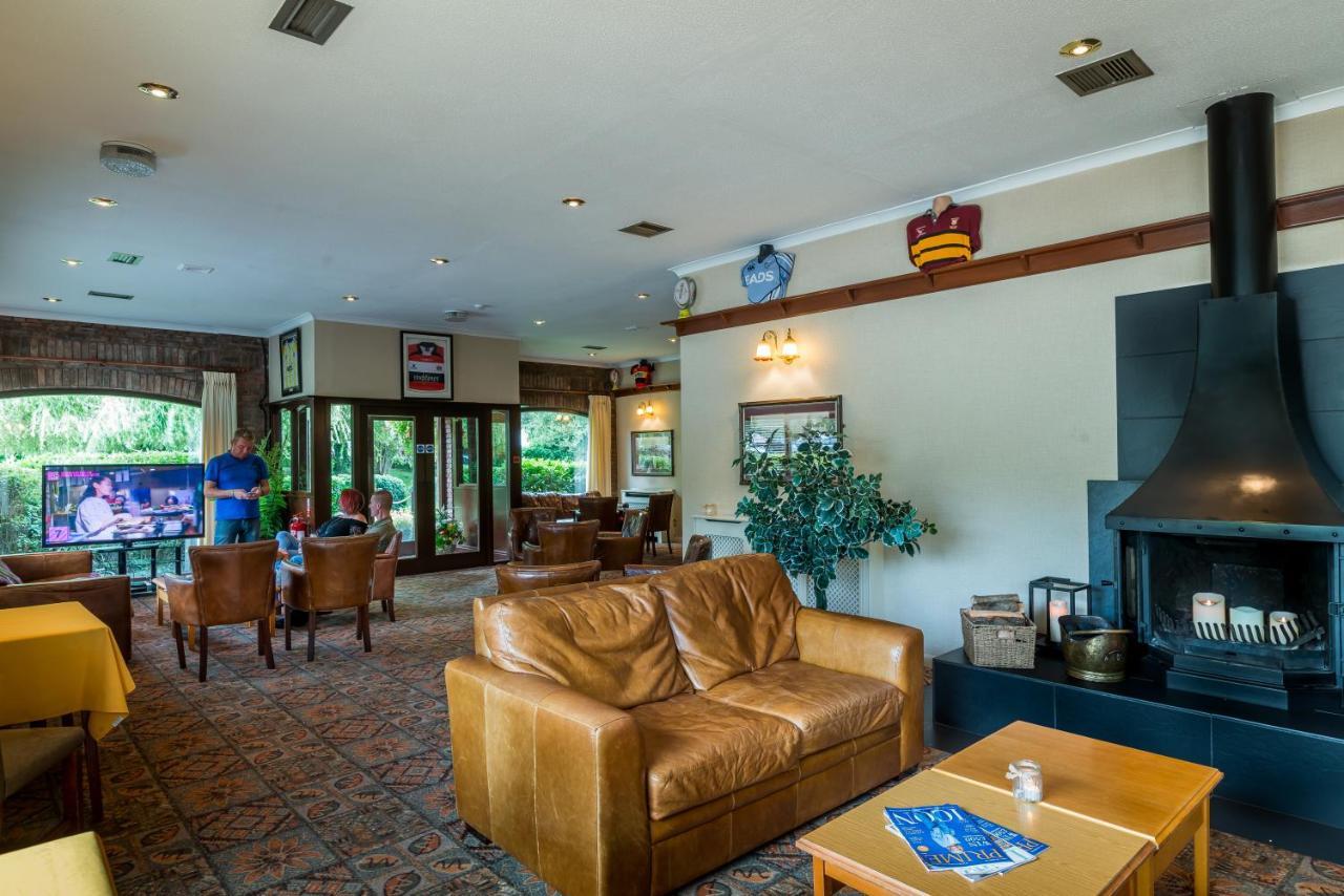 Parkway Hotel & Spa Cwmbran Dış mekan fotoğraf