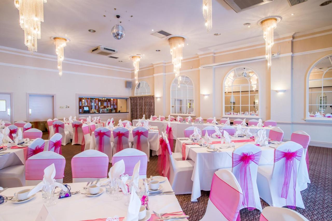 Parkway Hotel & Spa Cwmbran Dış mekan fotoğraf